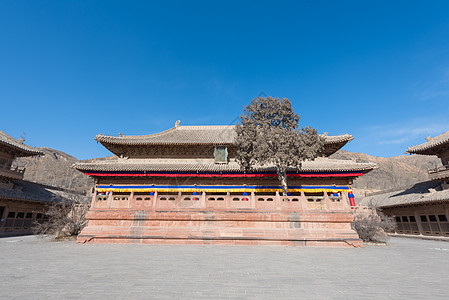 青海瞿昙寺庙宇海东高清图片