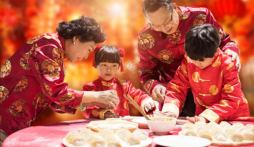 包饺子准备年夜饭设计图片