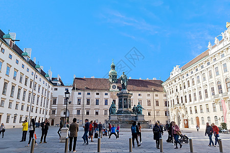 维也纳霍夫堡宫外英雄广场背景