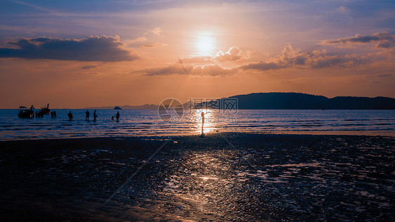 泰国甲米海滩日落图片