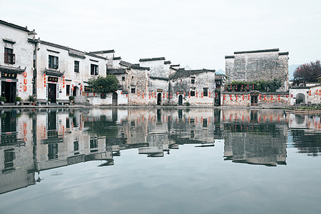 水墨黄山徽州宏村月沼湖背景