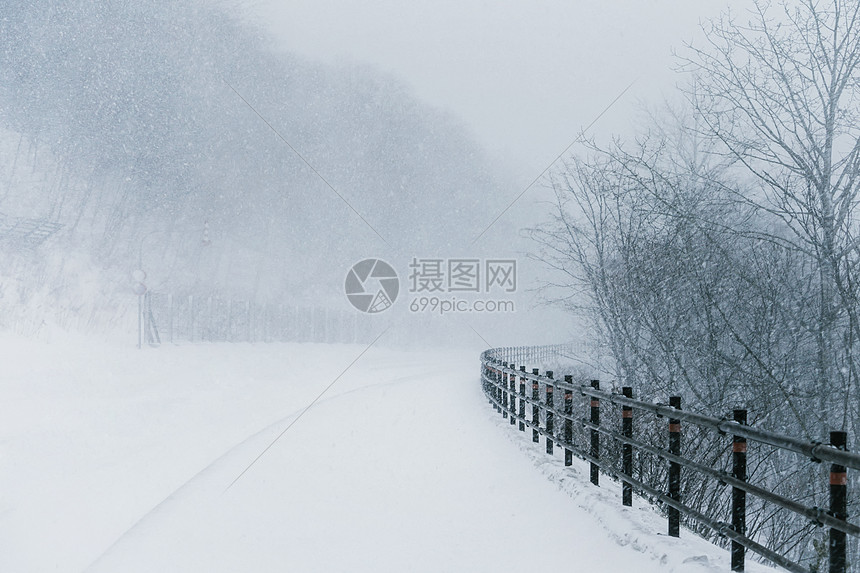 日本北海道层云峡雪景图片