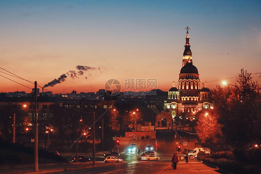 乌克兰东部哈尔科夫城市夜景图片