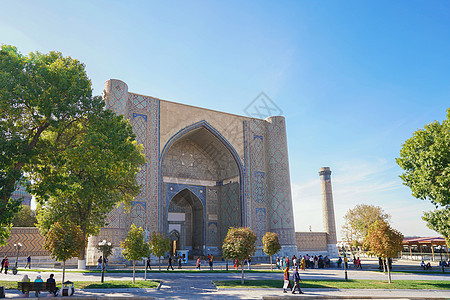 乌兹别克斯坦撒马尔罕雷吉斯坦广场清真寺高清图片