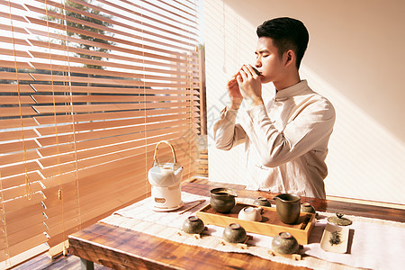 品茶的茶艺师图片