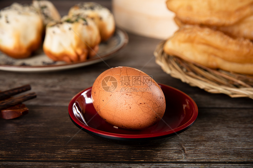 中式早餐茶叶蛋图片