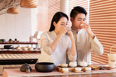 喝奶茶的情侣品茶的情侣背景