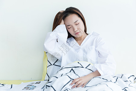 女人疼痛居家青年女性头疼背景