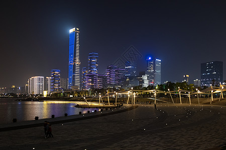 节日的深圳湾公园海滩夜景高清图片