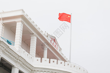 飘扬旗帜航海学院国旗迎风飘扬背景