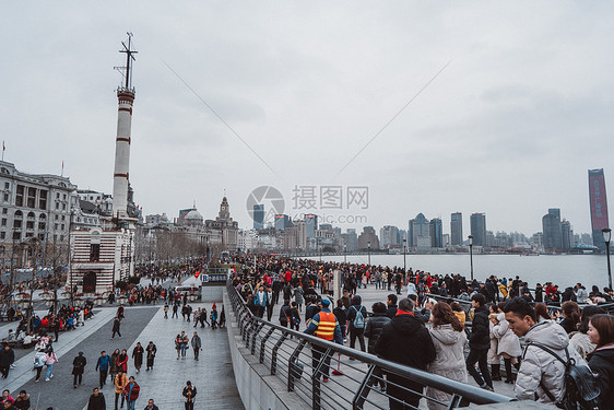 上海外滩过年人流图片