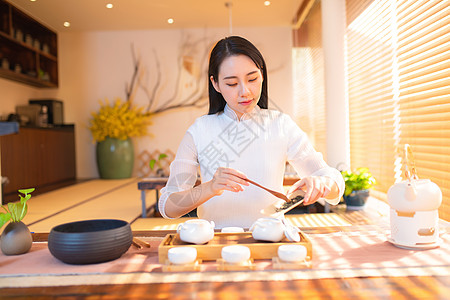 茶室饮茶女生形象图片