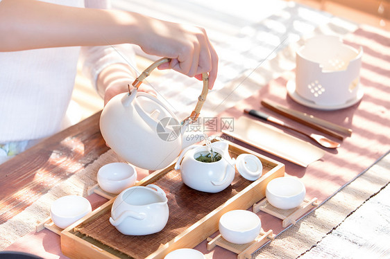 茶艺师沏茶图片