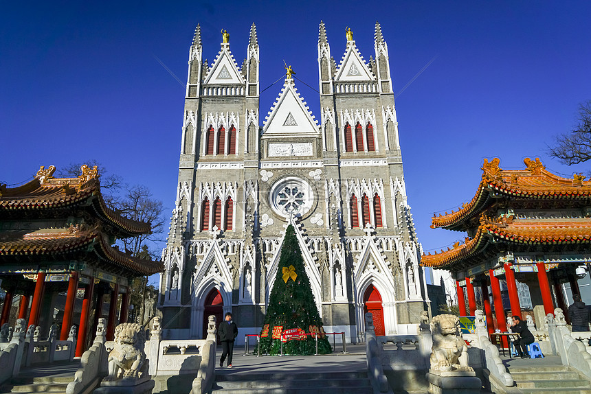 北京西什库教堂建筑外景图片