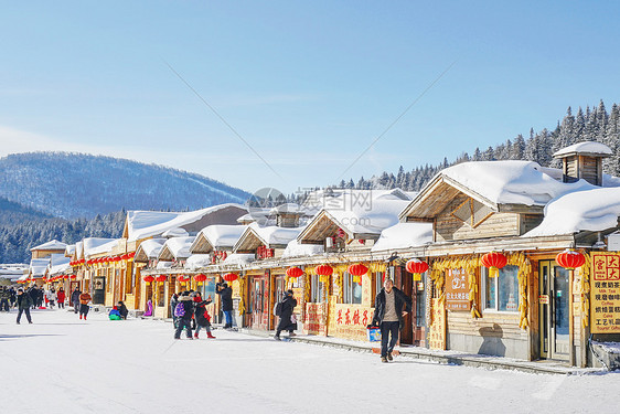 白天雪乡风光图片