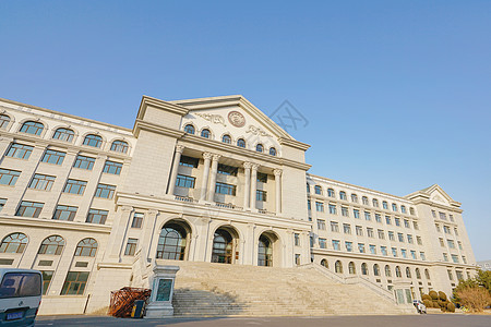 延边大学主楼背景图片