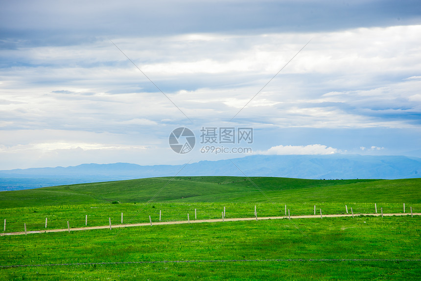 新疆天山草原天气图片