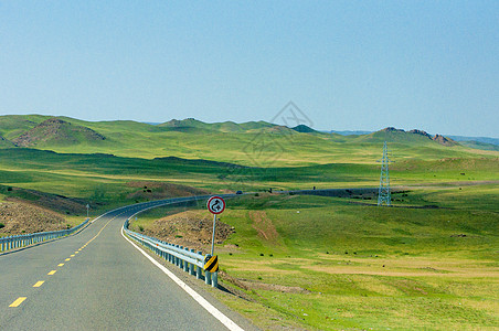 新疆自然风光公路交通背景