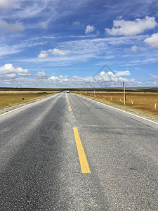 笔直的道路图片