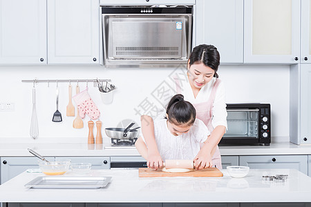 妈妈和女儿烘焙背景图片