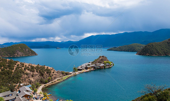 四川泸沽湖的风景图片