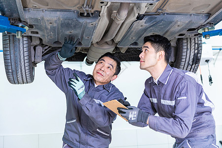 汽车保养汽车修理底盘修理服务背景