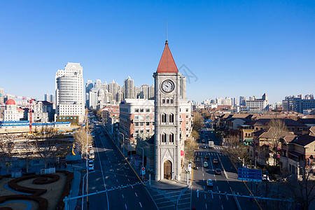 意式风情街天津地标钟楼背景