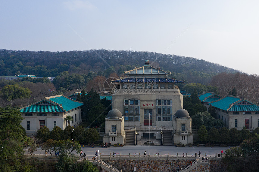 武汉大学地标行政楼图片