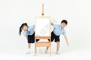 儿童绘画培训班图片