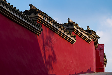红墙青瓦的江西庐山寺庙图片