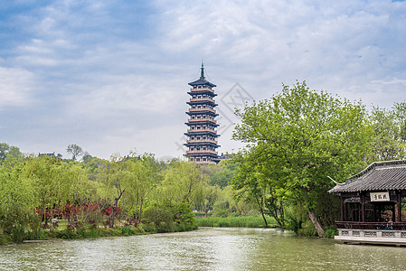 河公园江苏扬州瘦西湖栖灵塔背景