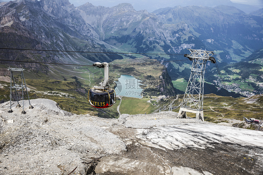 瑞士铁力士峰缆车图片