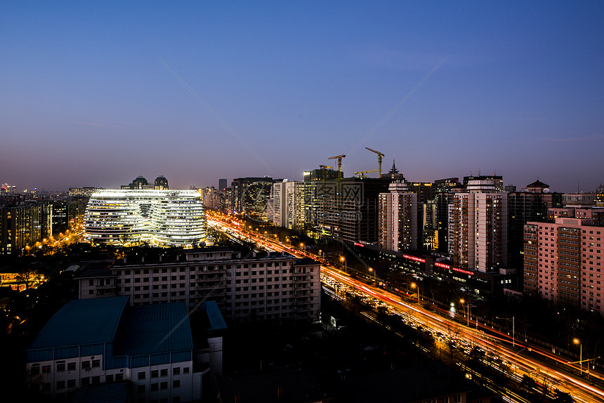 北京银河SOHO夜景建筑图片