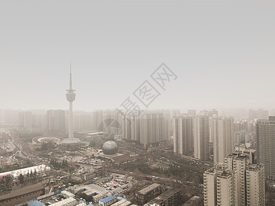 雾霾下的西安电视塔高清图片