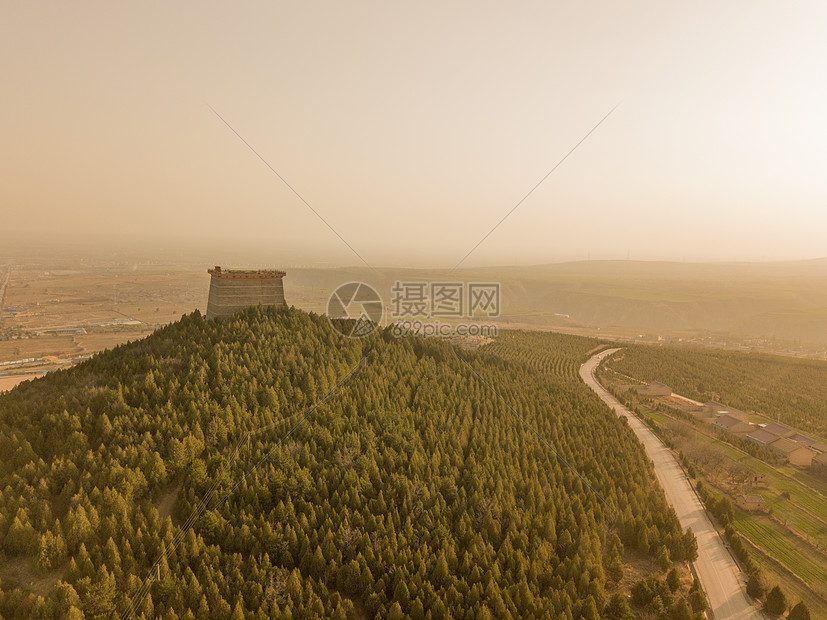 乾陵百阶石马道图片