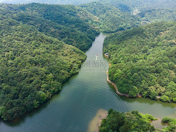 俯瞰湖北旅游景区木兰湖图片