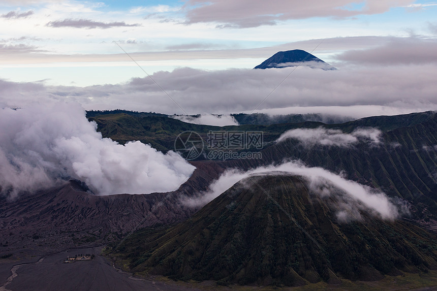 印尼布洛莫火山图片