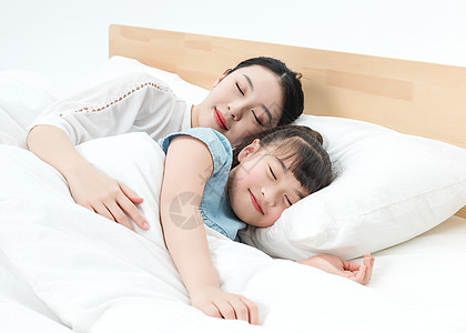 青年母女睡眠高清图片