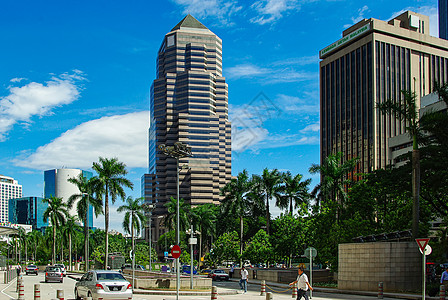 街头行人马来西亚吉隆坡街头风景背景