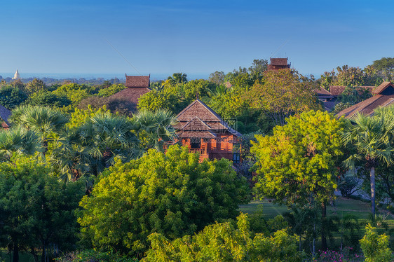 缅甸蒲甘度假村建筑图片