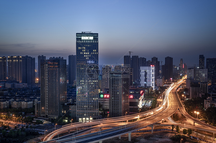 武汉城市建筑夜景图片