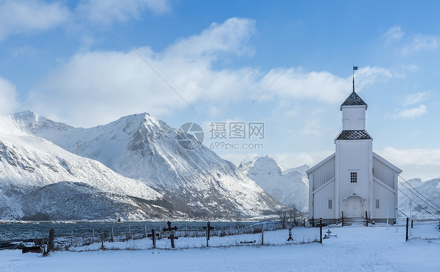 北极圈大西洋海边教堂图片