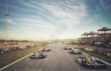 卡丁车比赛赛道背景图片