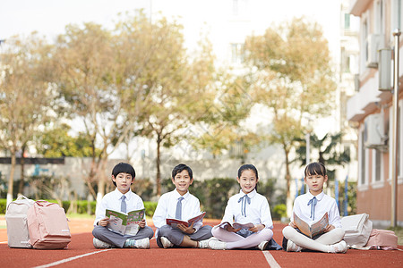 儿童阅读儿童节小学生操场活动背景