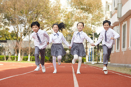 跑步操场儿童节小学生奔跑背景