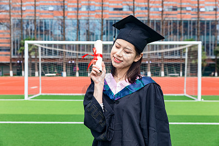 大学女生毕业       图片