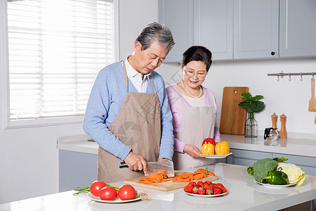 奶奶做饭老年夫妻做饭背景