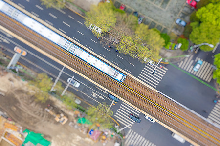 俯瞰城市轨道立体交通背景图片