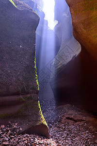 陕北甘泉雨岔大峡谷图片