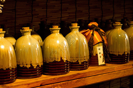 古代酒中素材精美的古风陶瓷酒瓶背景